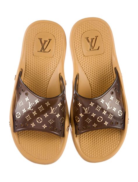 louis vuitton sandals slides.